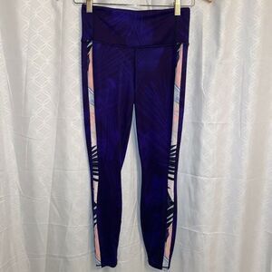 ATHLETA Capri Tight Legging Purple Multi Palm XS
